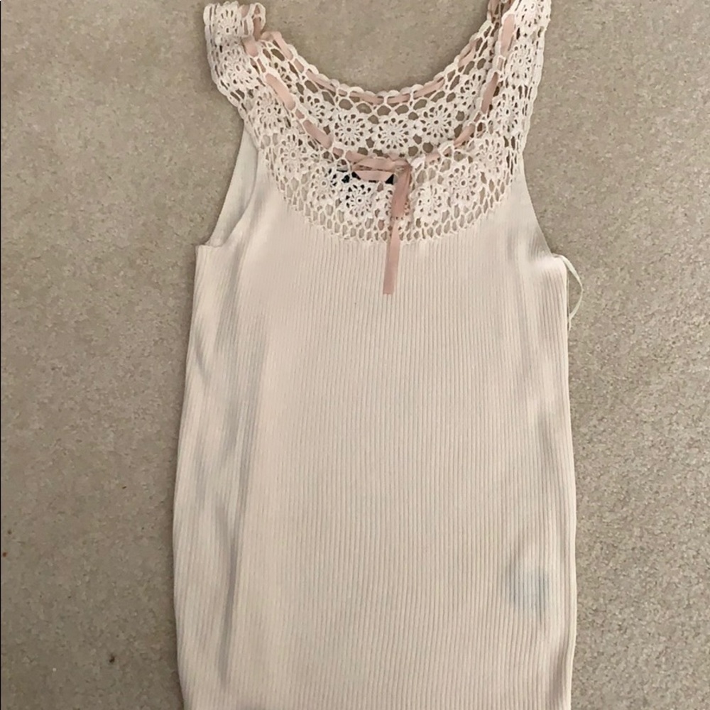 Lauren Pink tee with lace trim